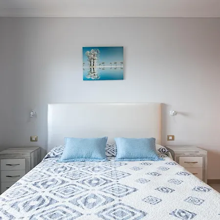 Apartment Puntilla 2-d 2-4